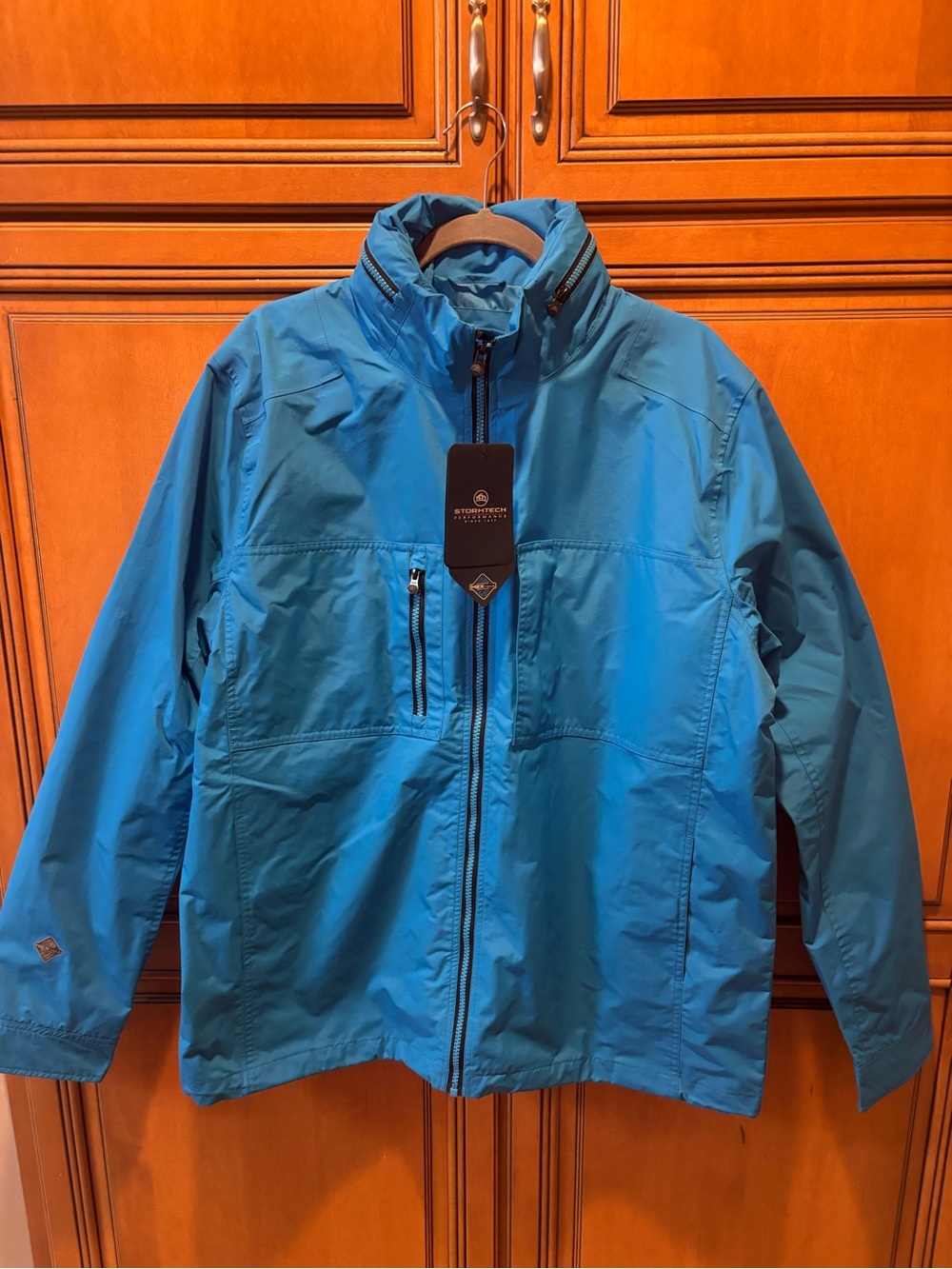 "NWT* Men's Stormtech Sirocco Performance Shell in Blue. Size: XL